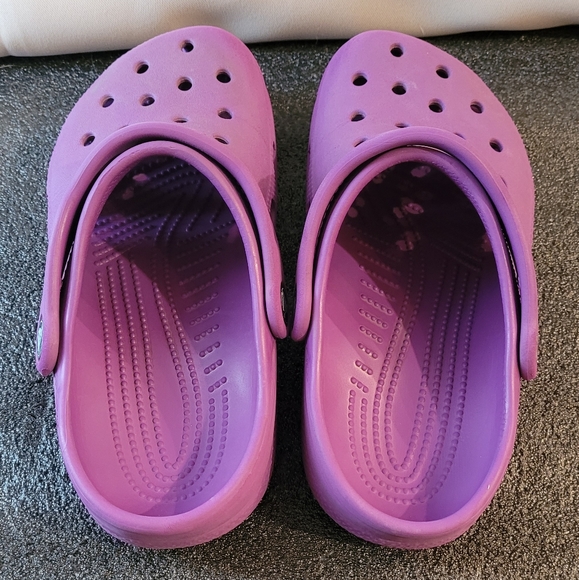 Youth Purple Crocs - Picture 3 of 5